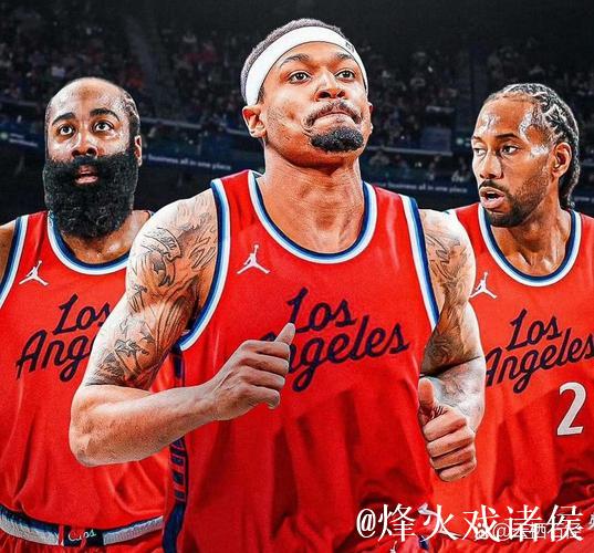 快船与凯琼斯达成双向合同 季前赛场均8分5板2帽表现抢眼 快船与凯琼斯达成双向合同 季前赛场均8分5板2帽表现抢眼